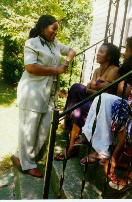 dale-emeagwali-visits-edith-uju-emeagwali-at-district-heights-maryland